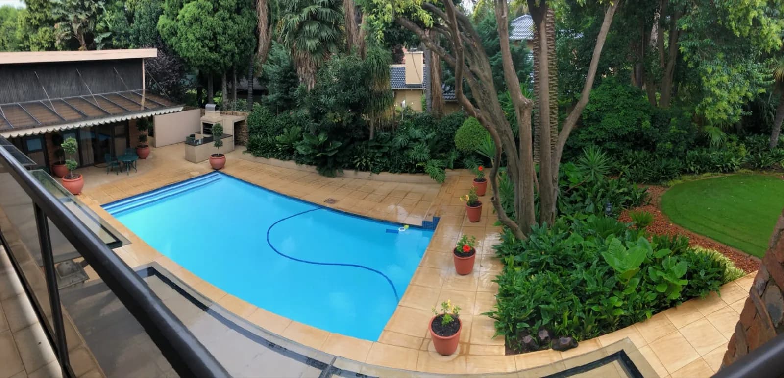 Garden & Pool at 27A on Angus — 02