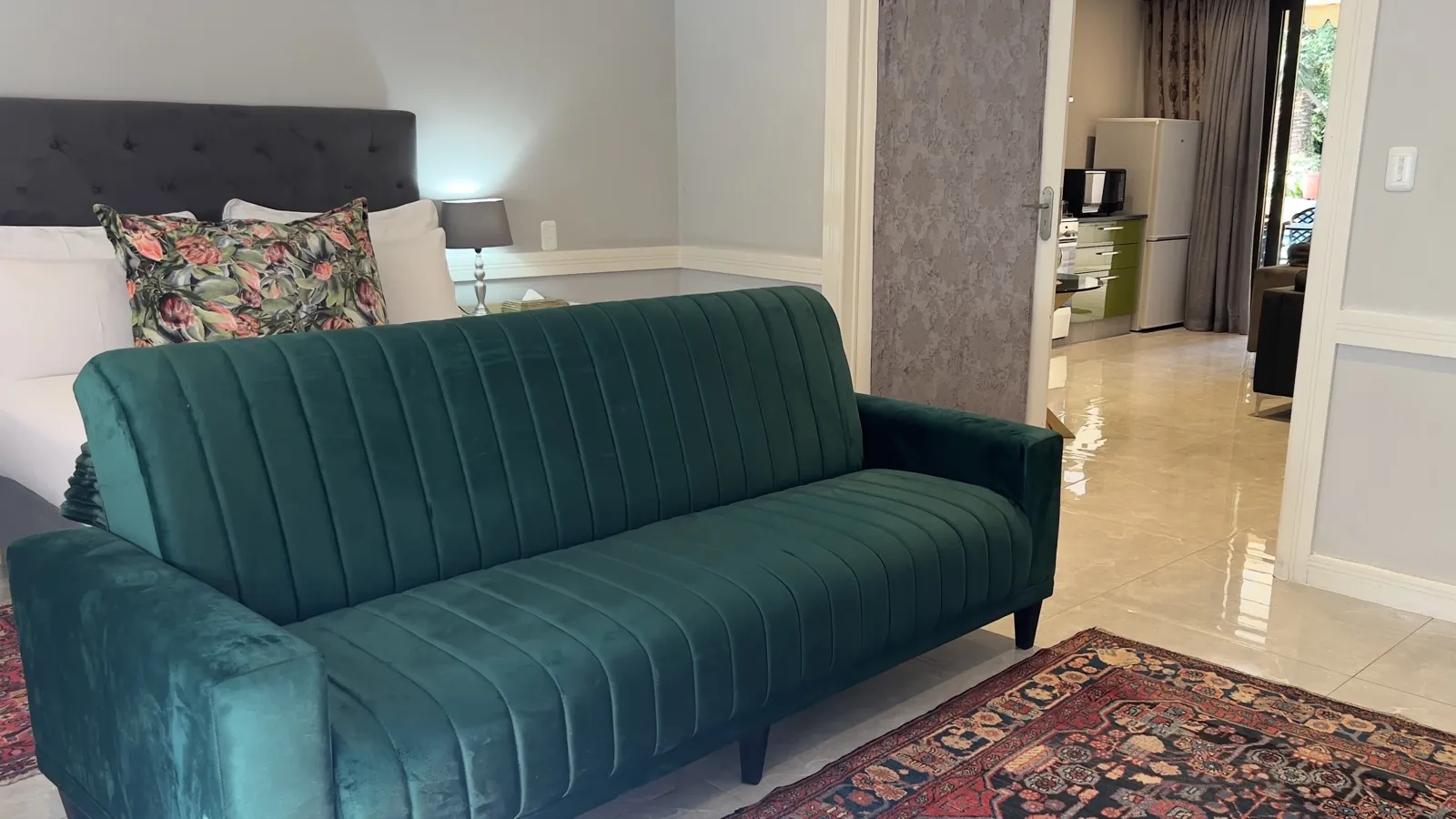 Olive Suite at 27A on Angus — 09