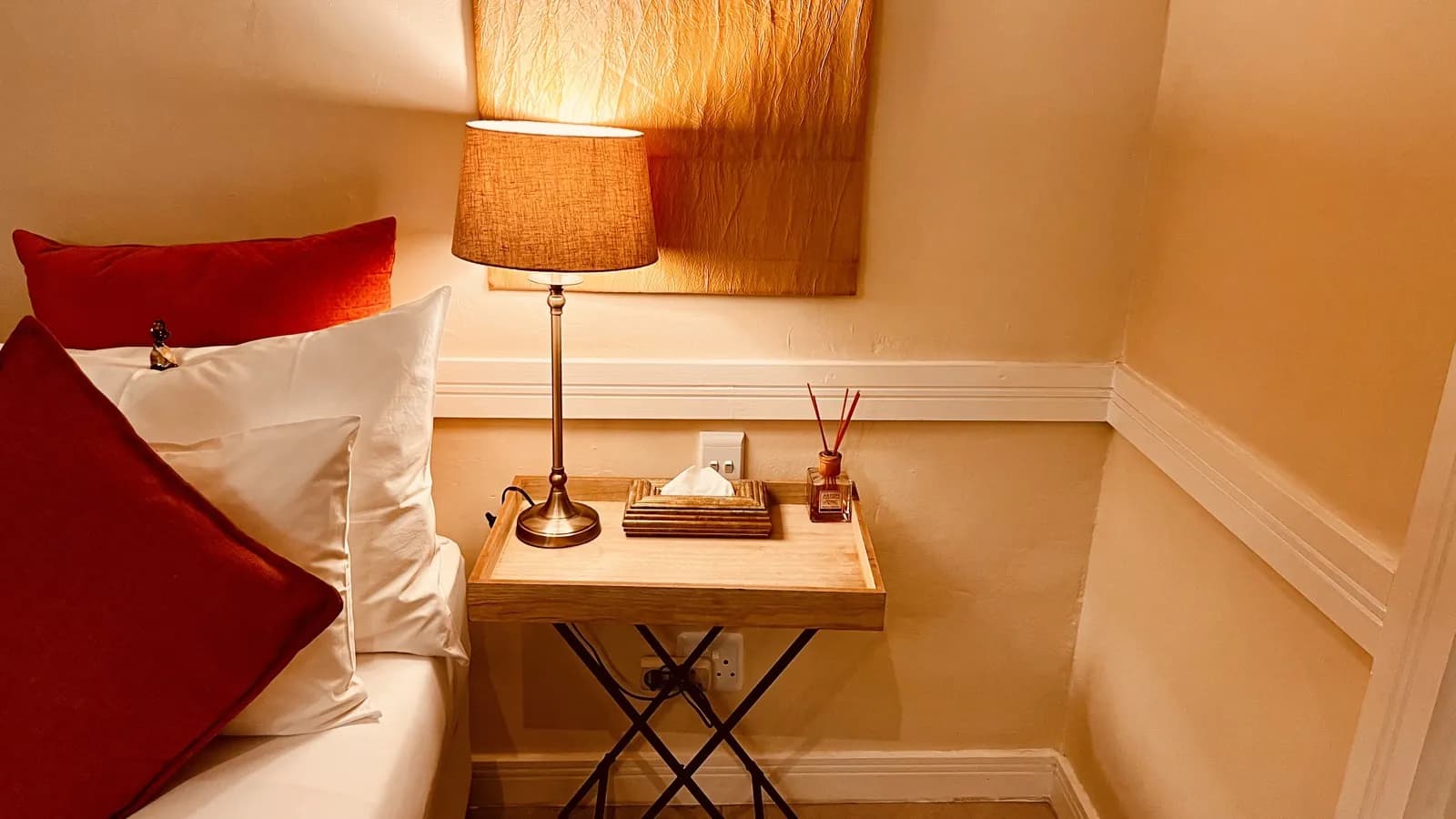 Orange Suite — detail 4