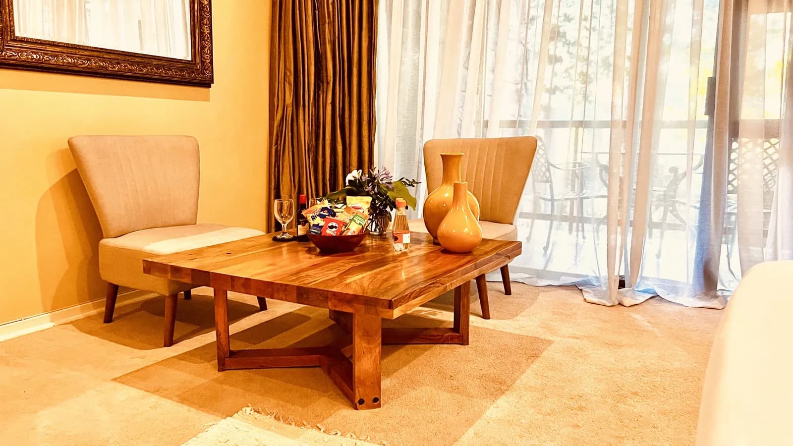 Peach Suite at 27A on Angus — 03